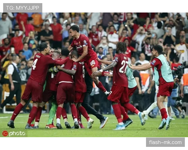 克鲁尔神勇扑救助力球队逆转英超豪取胜利