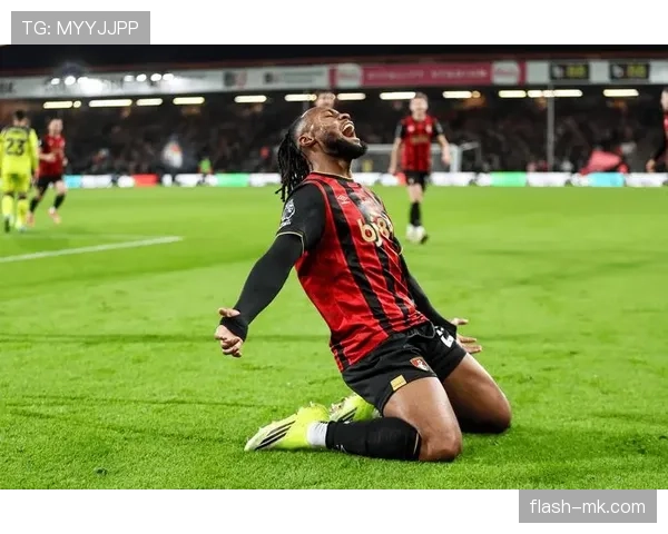 伯恩茅斯强势逆转提振士气,争四希望重燃英超赛场 伯恩茅斯强势逆转提振士气,争四希望重燃英超赛场