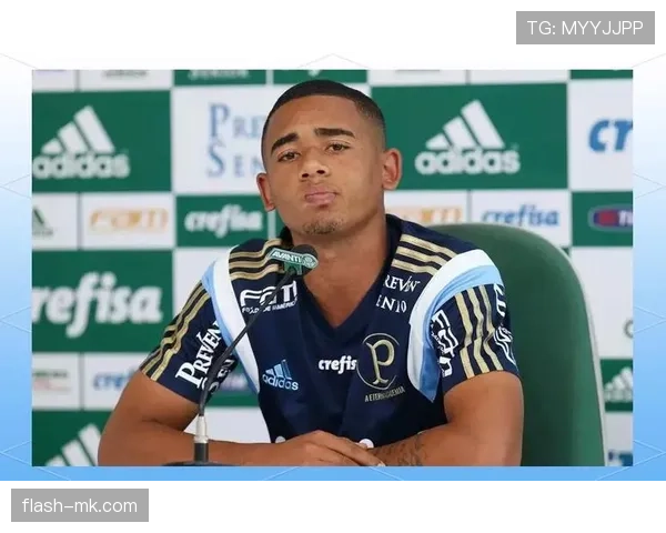 阿尔瓦雷斯与热苏斯:曼城体系前锋的两种解法分析