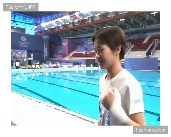 全红婵回家路上还在啃馒头，网友却扒出她家新别墅带泳池