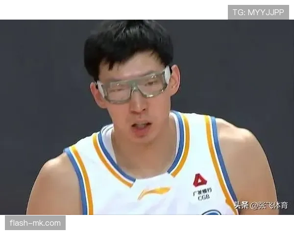 周琦这训练餐吃得比我家猫还干净，自律到让人怀疑他是不是偷偷开了个养生账号